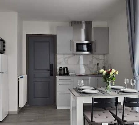 Chambre Privee Pour 4 Personnes En Banlieue Parisienne A Bondy Exterior photo