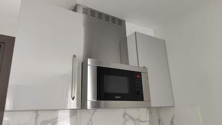 Chambre Privee Pour 4 Personnes En Banlieue Parisienne A Bondy Exterior photo